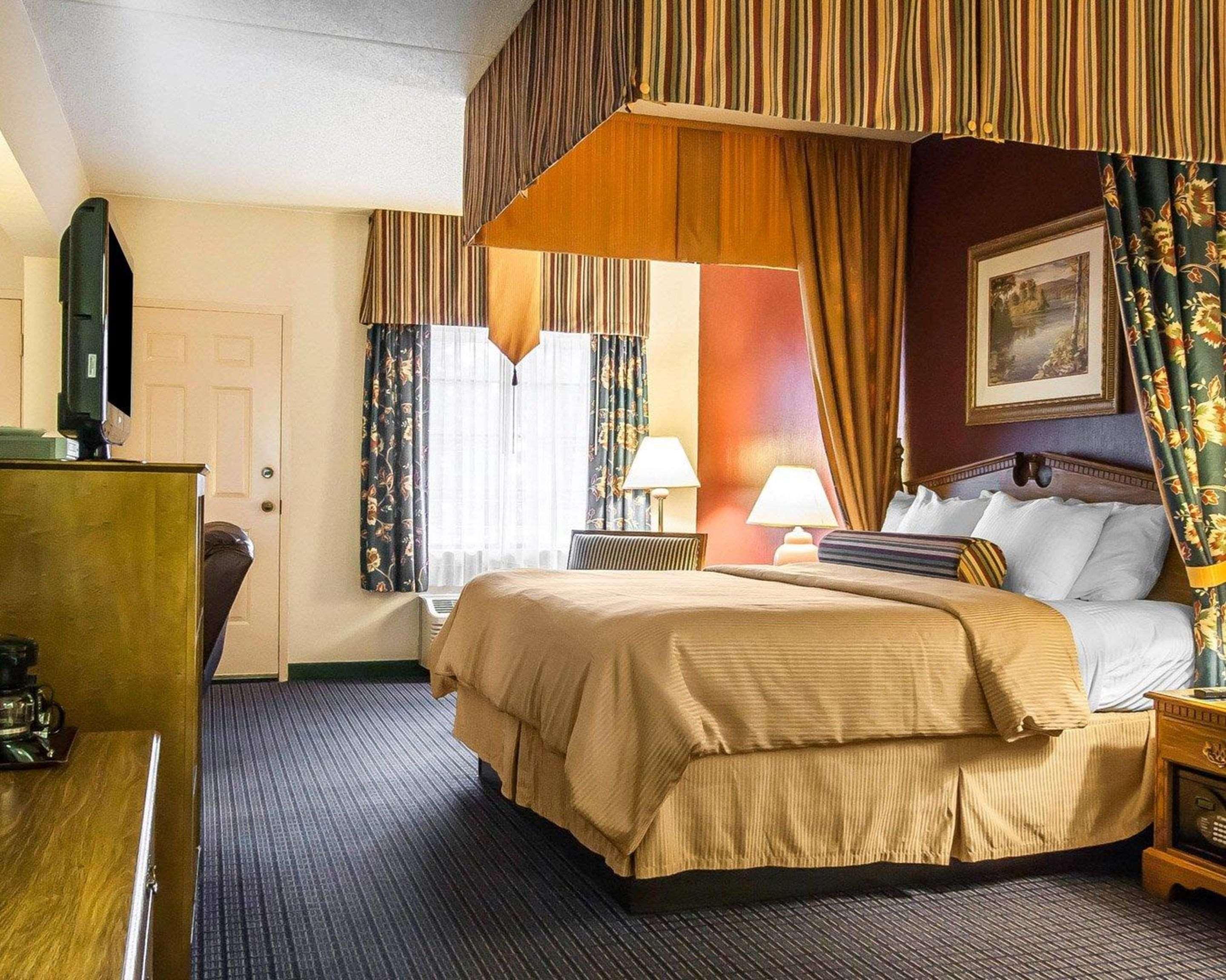 Clarion Hotel Branson Esterno foto